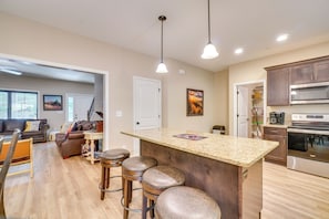 House (6 Bedrooms) | Interior - Walk to Dollywood! Cabin w/ Pool, Arcade, Gym (Pigeon Forge)