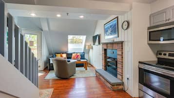 Apartment (1 Bedroom) | Interior