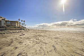 Apartment (2 Bedrooms) | Interior - Steps to Shore: Condo w/ Resort Perks in Oceanside (Oceanside)