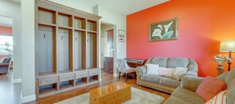 Outdoor Oasis w/ Fire Pit: Pet-friendly Fresno Gem