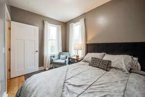 House (3 Bedrooms) | Interior - Queen City Charm Near University & Hospitals! (Cincinnati)