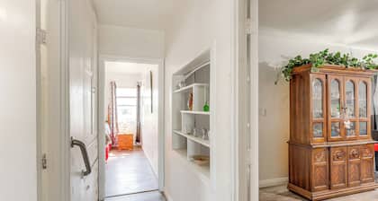 High Walkability! Extended Stay in Riverside