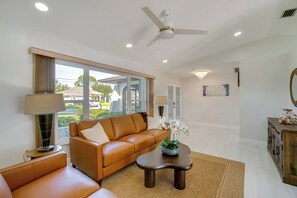 Interior - Heated Pool! Lake House Paradise in Port Charlotte (Port Charlotte)