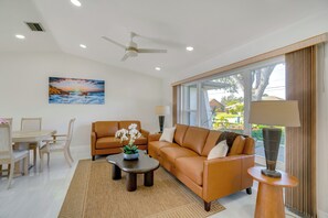 Interior - Heated Pool! Lake House Paradise in Port Charlotte (Port Charlotte)