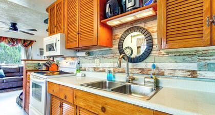 Hike & Fish: Family Escape w/ Fire Pit in Heber!