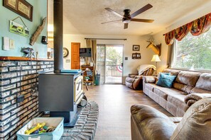 House (2 Bedrooms) | Interior - Hike & Fish: Family Escape w/ Fire Pit in Heber! (Heber)