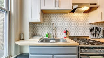 ์ํํธ (1 Bedroom) | ๋ด๋ถ