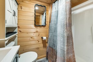 Apartment (0 Bedroom) | Bahagian dalam
