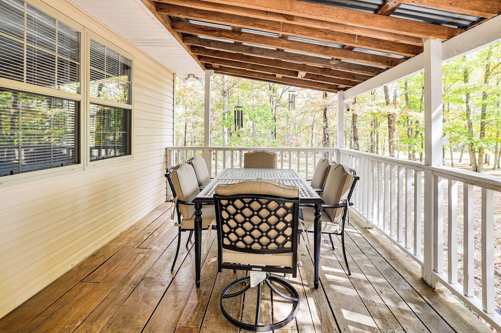 Families Welcome! Home w/ Fire Pit in Soddy-daisy - Lakesite, TN
