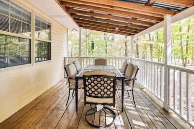 Families Welcome! Home w/ Fire Pit in Soddy-daisy