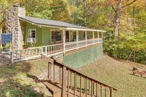 Interior - Beautiful Cold Mountain Views! Canton Cabin (Canton)