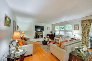 Rumah (2 Bedrooms) | Interior