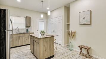 Huoneisto (3 Bedrooms) | Sisätilat