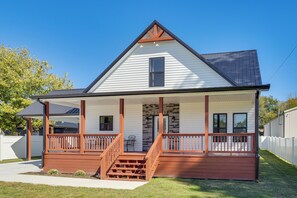 House (4 Bedrooms) | Interior - Tullahoma Whiskey Trail Base w/ Yard & Fire Pit (Tullahoma)