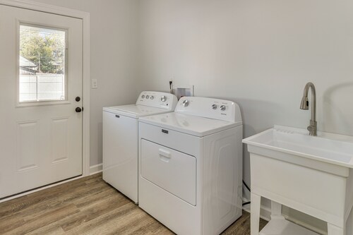 Tullahoma Whiskey Trail Base w/ Yard & Fire Pit