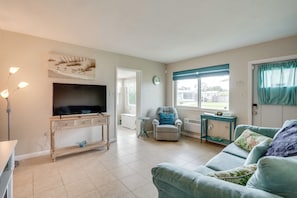 House (2 Bedrooms) | Interior - Relax in Hot Tub, Walk to Springs: North Port Home (North Port)