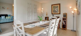 Relax in Hot Tub, Walk to Springs: North Port Home