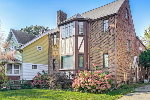 Striking Tudor Revival in Five Points District!