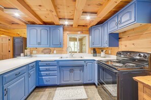 House (1 Bedroom) | Interior