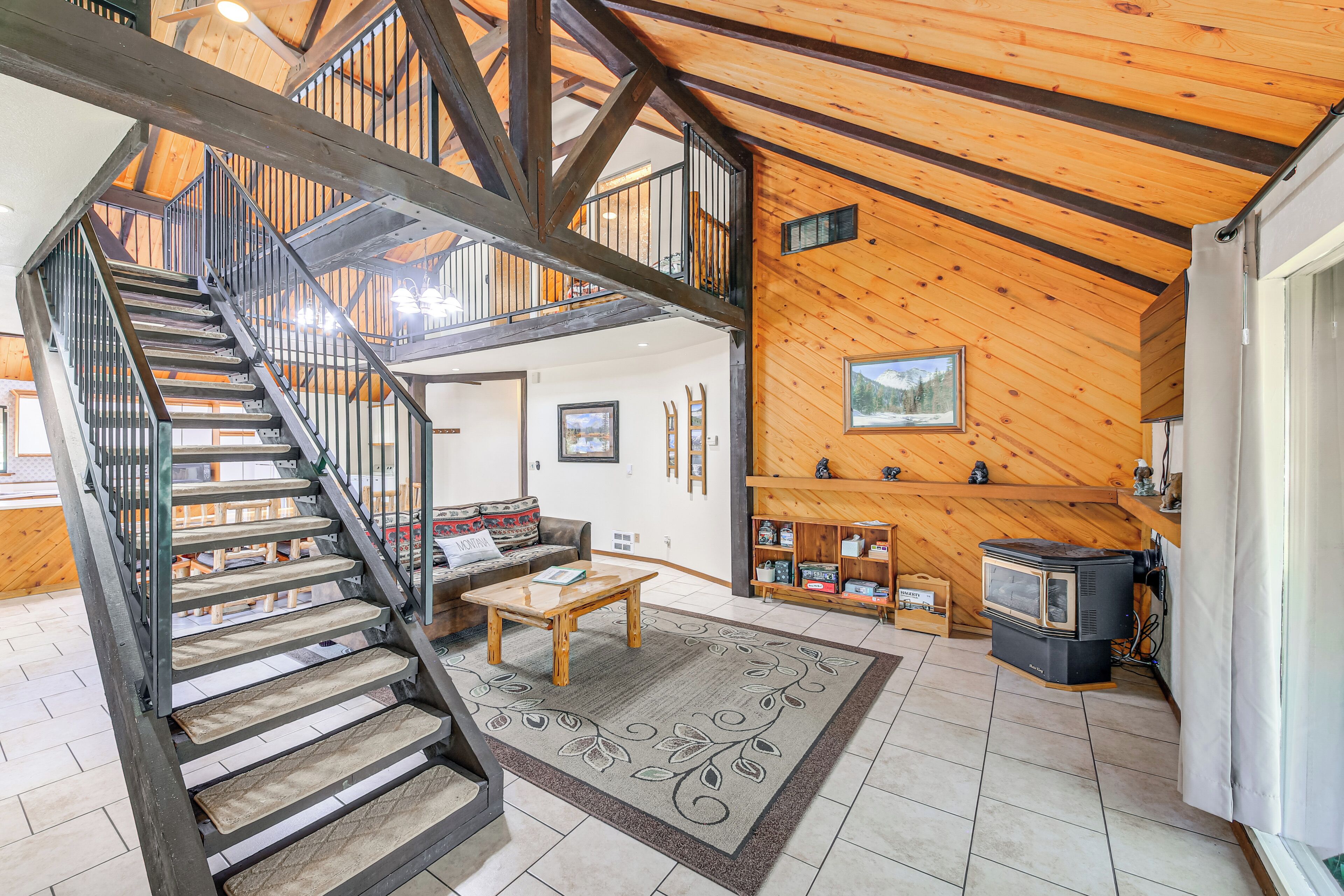 House (3 Bedrooms) | Interior