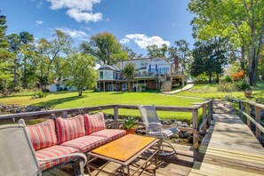 Apartment (2 Bedrooms) | Interior - Furnished Patio & Dock: Lakefront Apt in Chapin (Chapin)