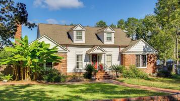 Apartment (2 Bedrooms) | Bahagian dalam