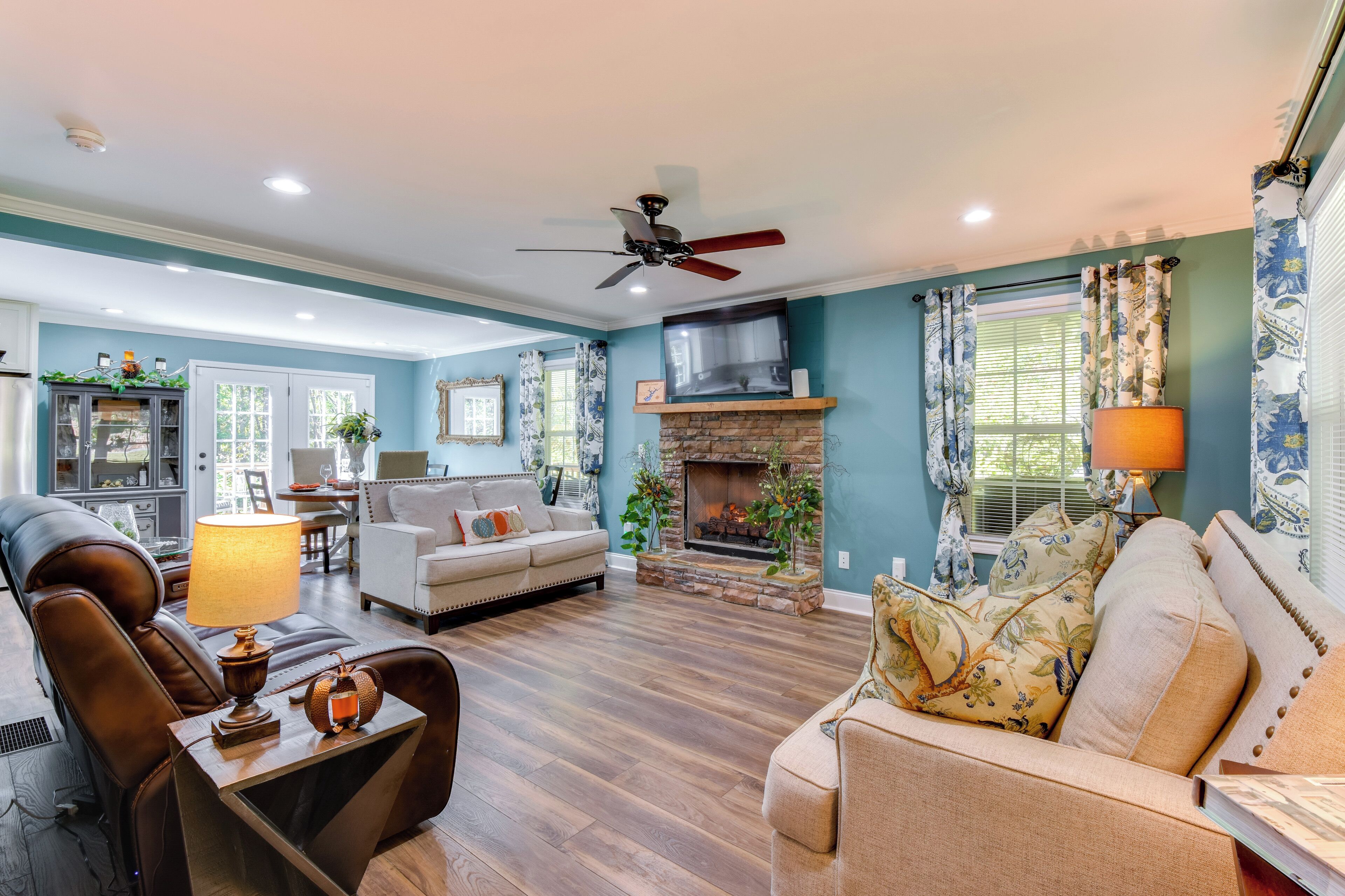 House (3 Bedrooms) | Interior