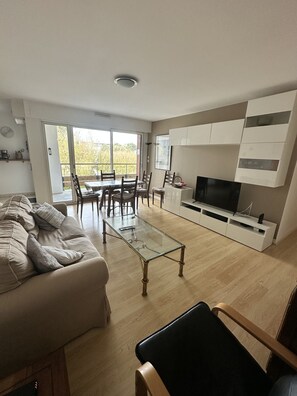 Tél évision, lecteur de DVD