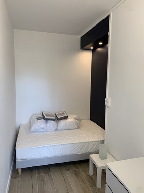1 chambre, Wi-Fi gratuit, draps fournis