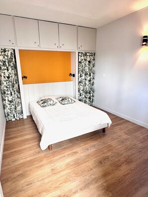 Wi-Fi gratuit, draps fournis