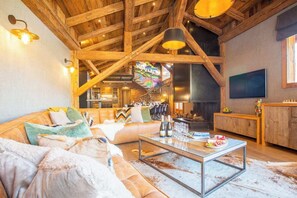 TV, fireplace, video games, offices