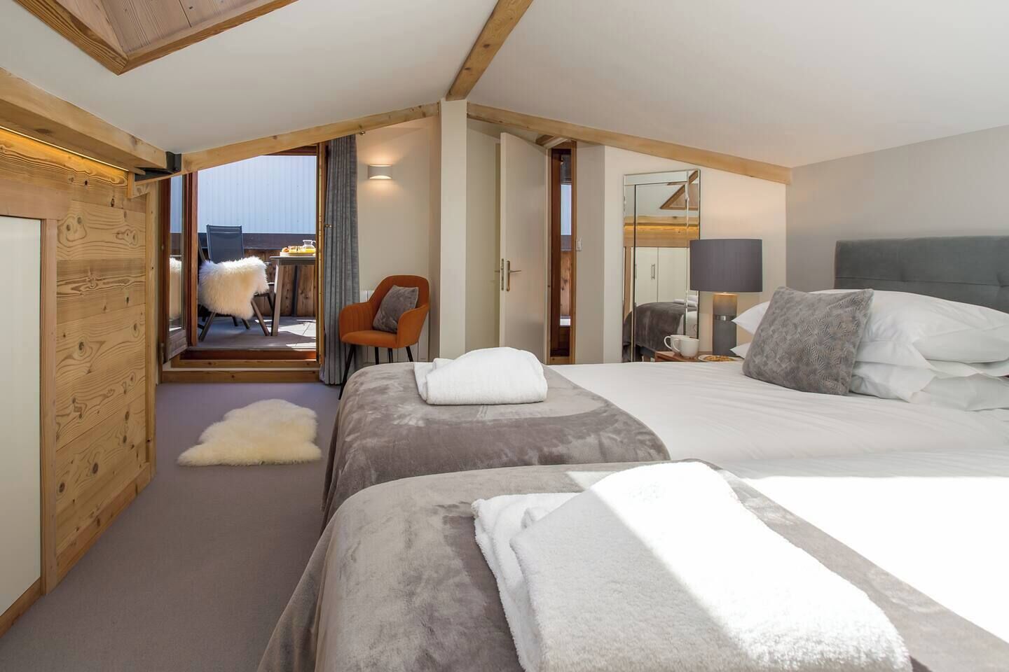 3 Schlafzimmer, Schreibtisch, Bügeleisen/Bügelbrett, kostenloses WLAN