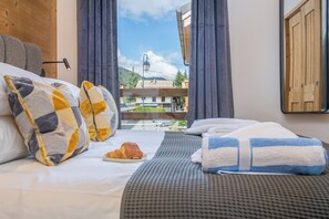 4 habitaciones, tabla de planchar con plancha y wifi gratis 