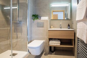 Haartrockner, Handtücher