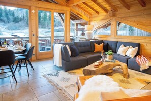 Fernseher, Kamin, Videospiele