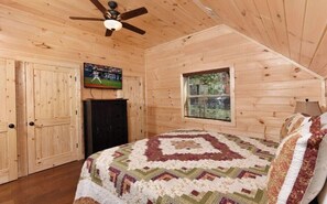 Basic Cabin, Mountain View | Iron/ironing board, free WiFi - Heavenly Daze (Sevierville)