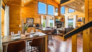 Basic Cabin, Mountain View | Mountain view - Heavenly Daze (Sevierville)