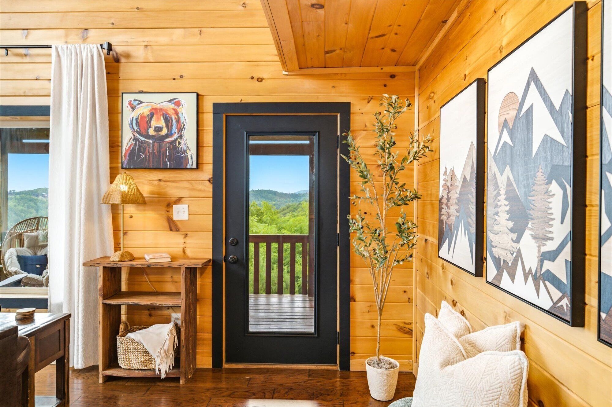 Basic Cabin, Mountain View | Interior