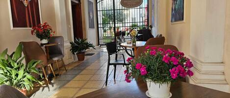 مدخل المنشأة