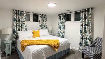 6 bedrooms, iron/ironing board, travel crib, free WiFi