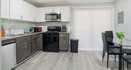 Wyndham Hills Retreat | Stylish & Serene Stay