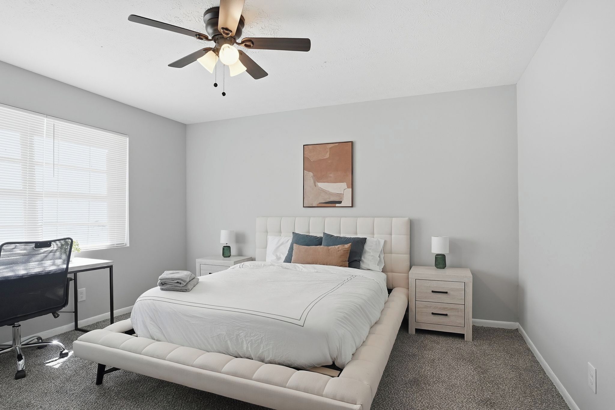 2 bedrooms, desk, iron/ironing board, travel crib