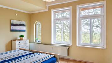 2 Schlafzimmer, Bügeleisen/Bügelbrett, WLAN, Bettwäsche