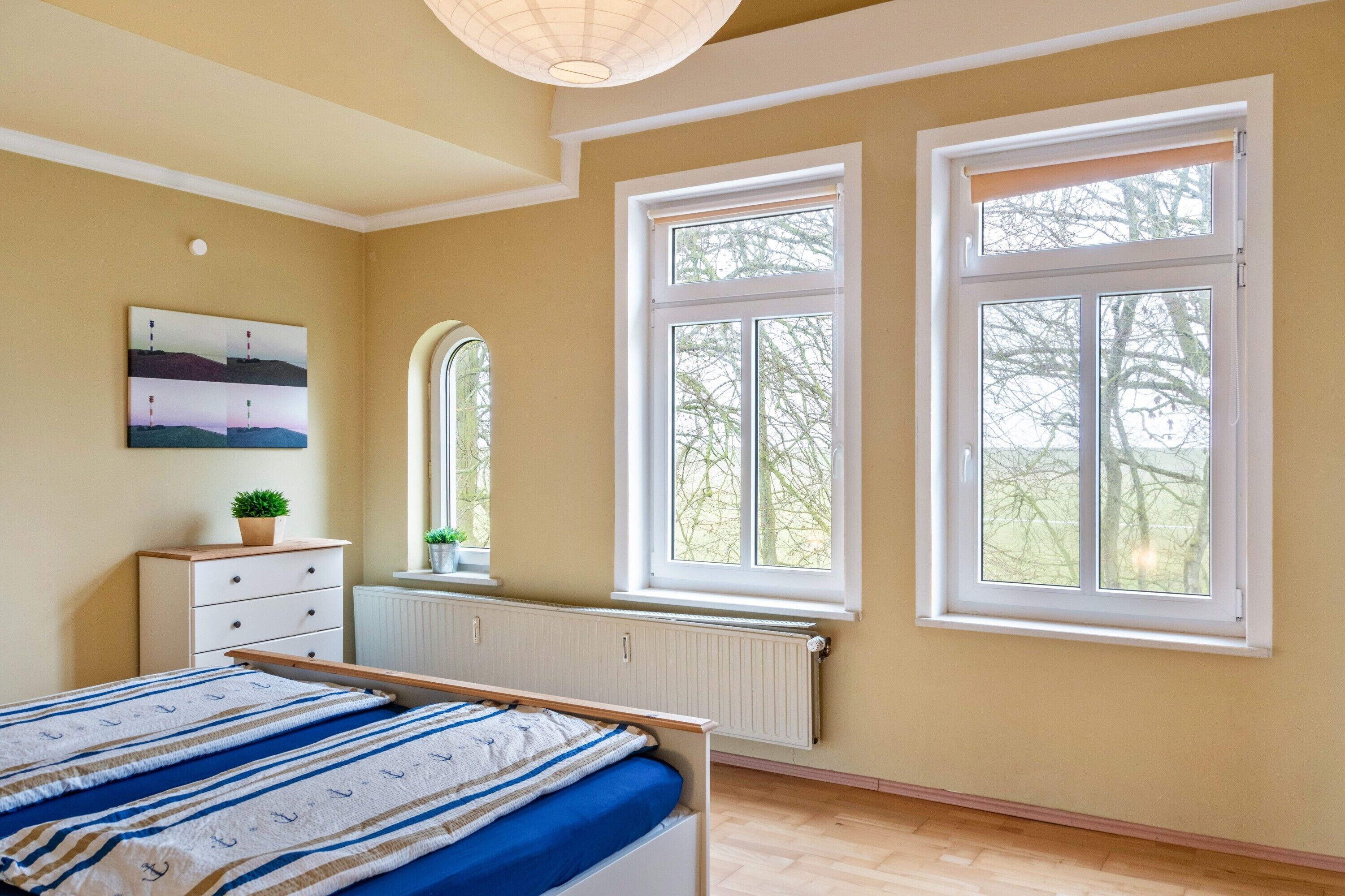 2 slaapkamers, een strijkplank/strijkijzer, wifi, beddengoed