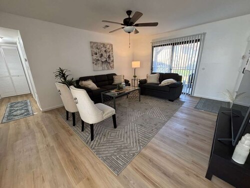 Entire Cozy Apartment Fully Renovated Modern Style