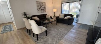 Entire Cozy Apartment Fully Renovated Modern Style