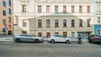 ์๋ฐ ์์ค ์ ๋ฉด