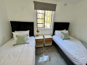 3 dormitorios, tabla de planchar con plancha, wifi y ropa de cama