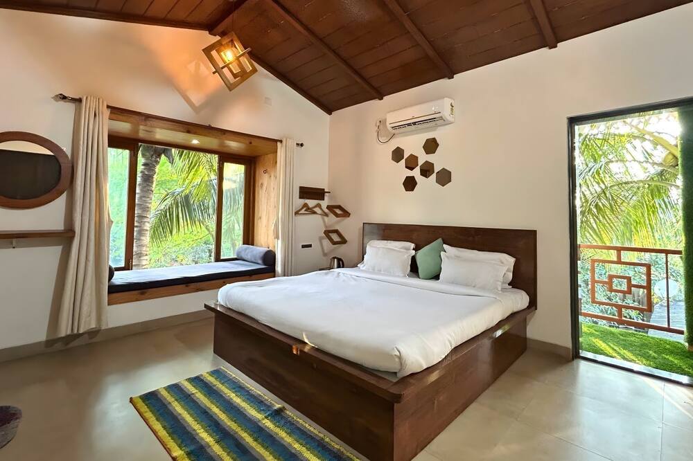 Stay Leisurely Blue Leaf 3BHK Alibaug