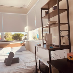 1 habitación, wifi y ropa de cama